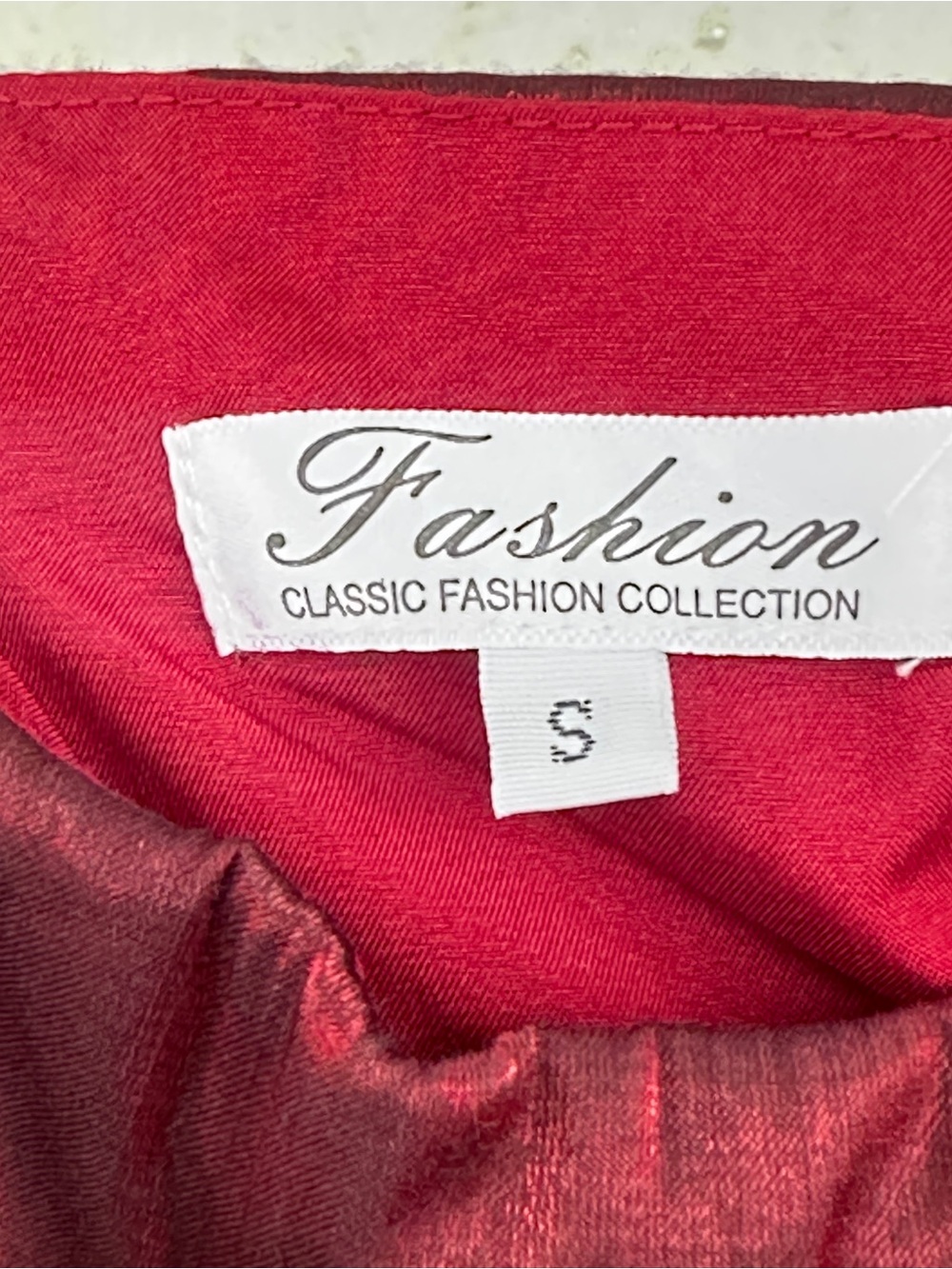 Red Metallic Ruffle-Detail Prom Gown - Picture 4 of 7